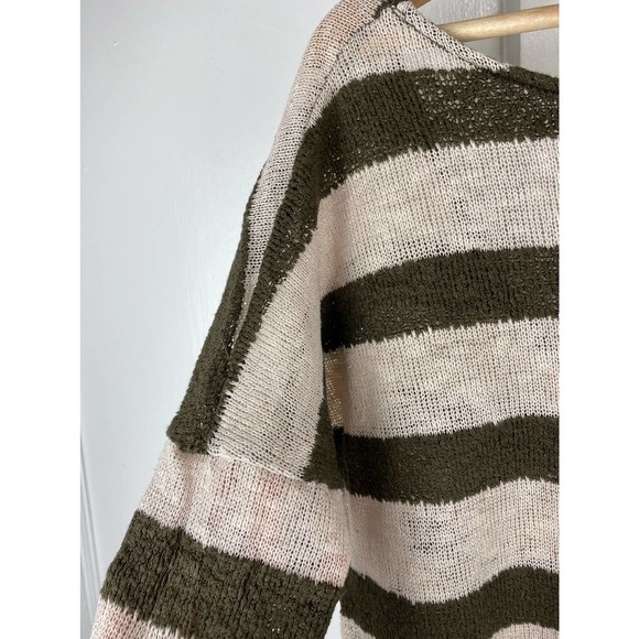Painted Threads Size M Cream Green Striped Crop Sweater - Picture 3 of 6